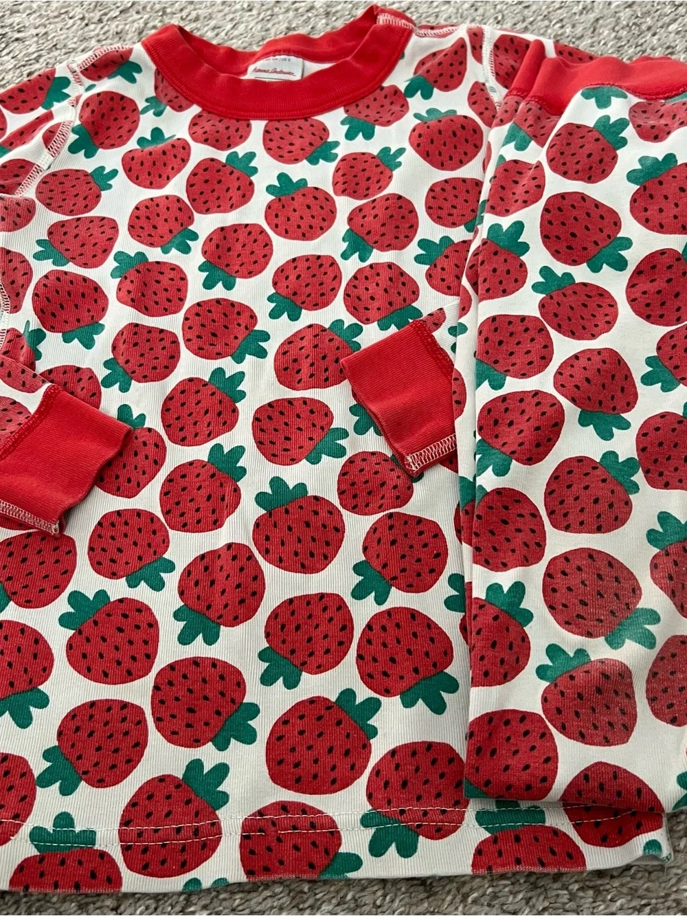 Hanna Andersson Red Strawberry Print Kids Pajama Set Size 8